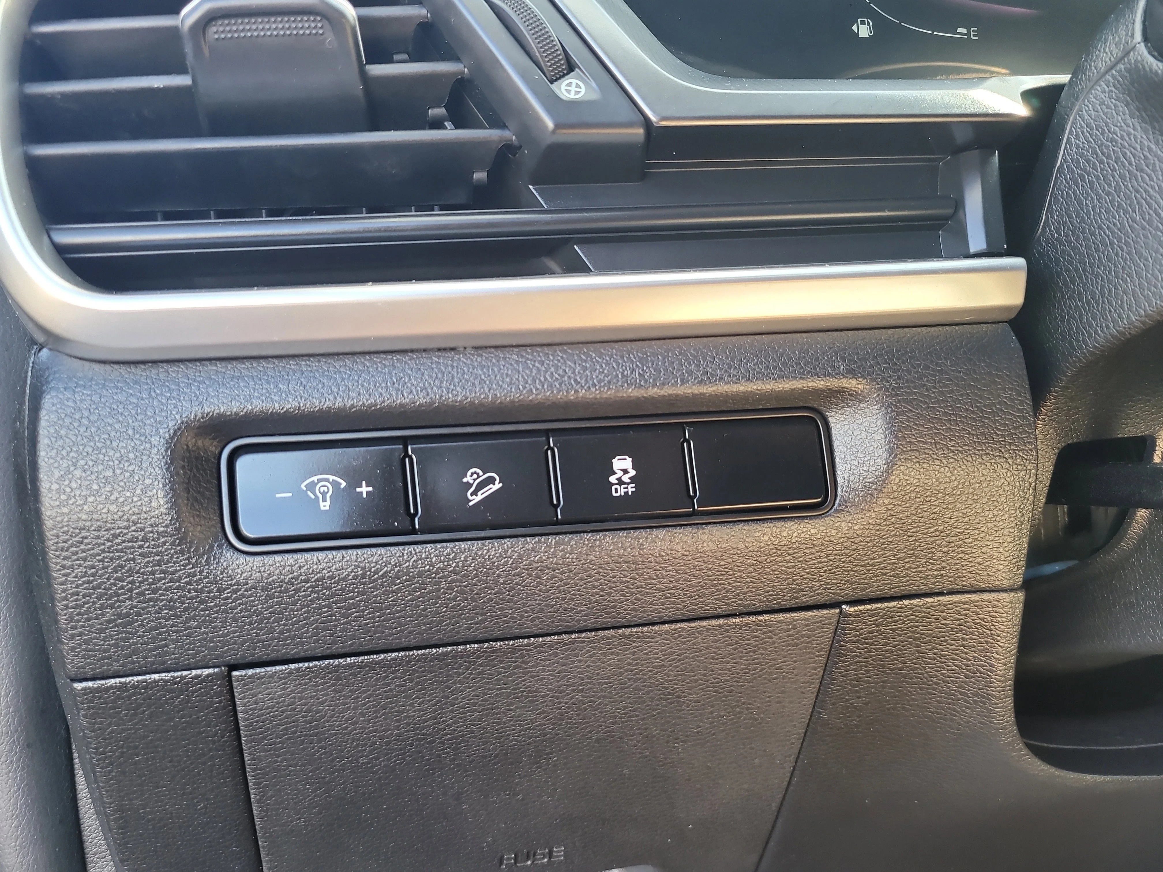 Used 2023 Ebony Black Kia LX image 32