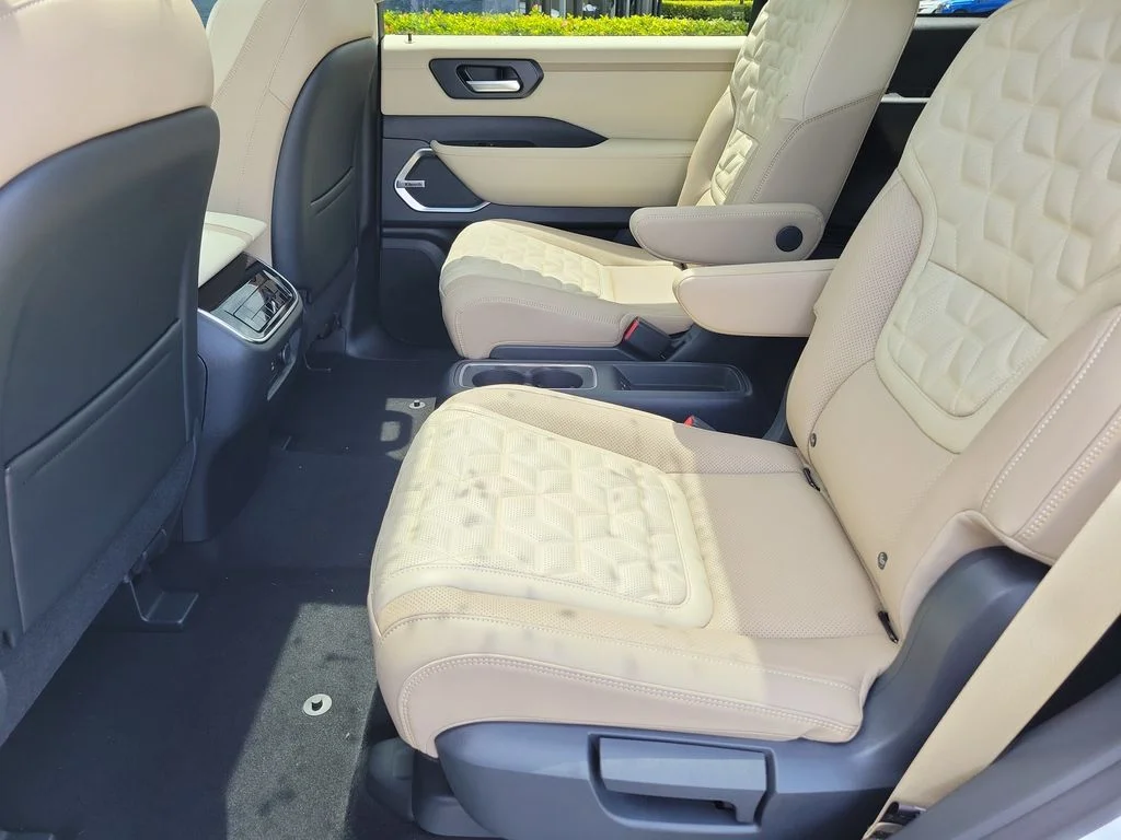 New 2026 White Nissan Platinum Reserve image 12
