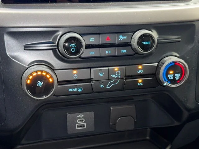 New 2026 Oxford White Ford XLT image 22