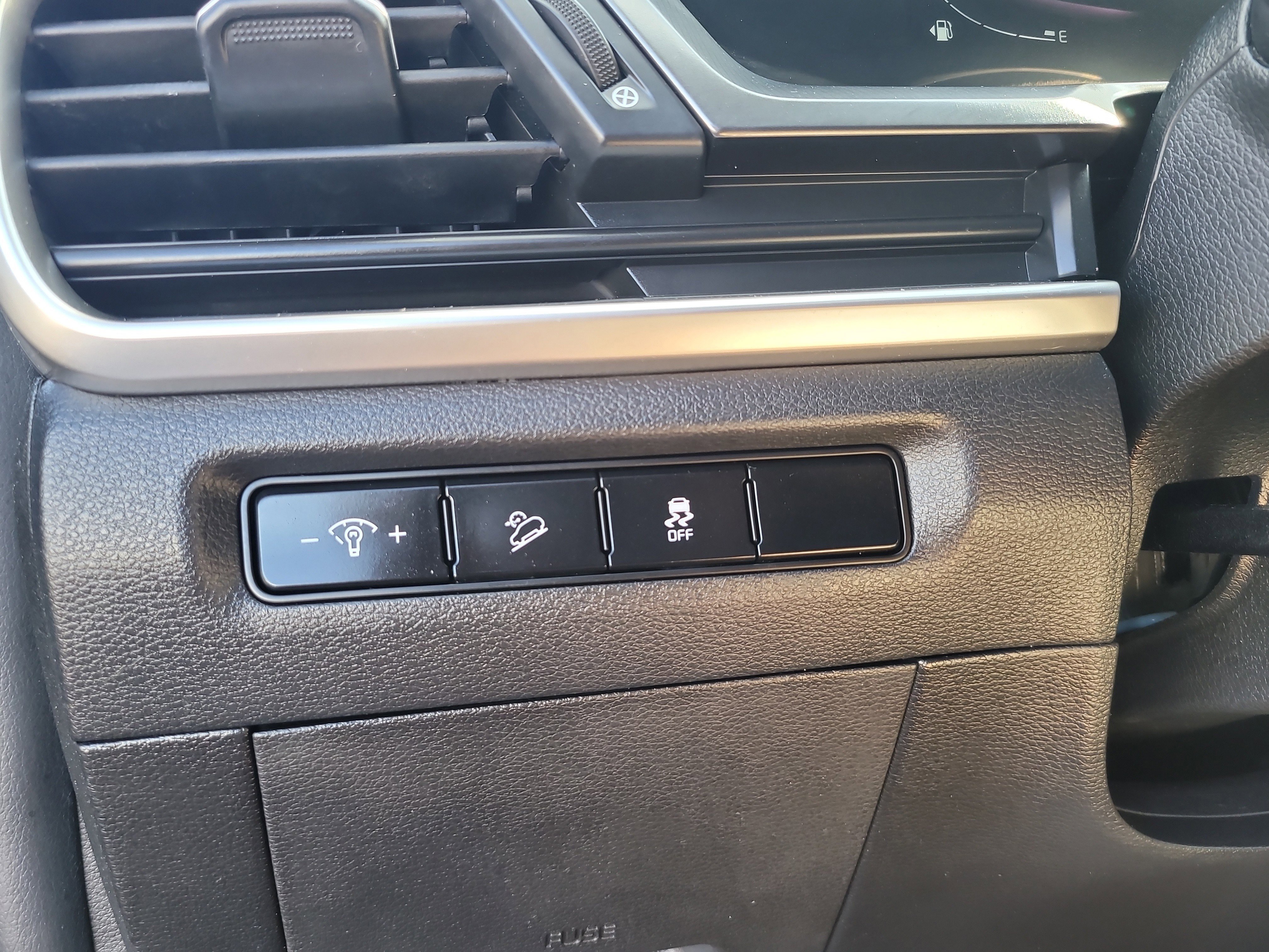 Used 2023 Ebony Black Kia LX image 32