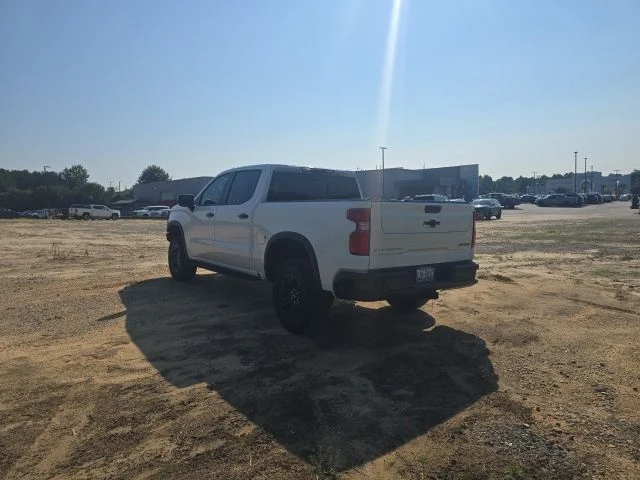 Used 2023 White Chevrolet ZR2 image 7