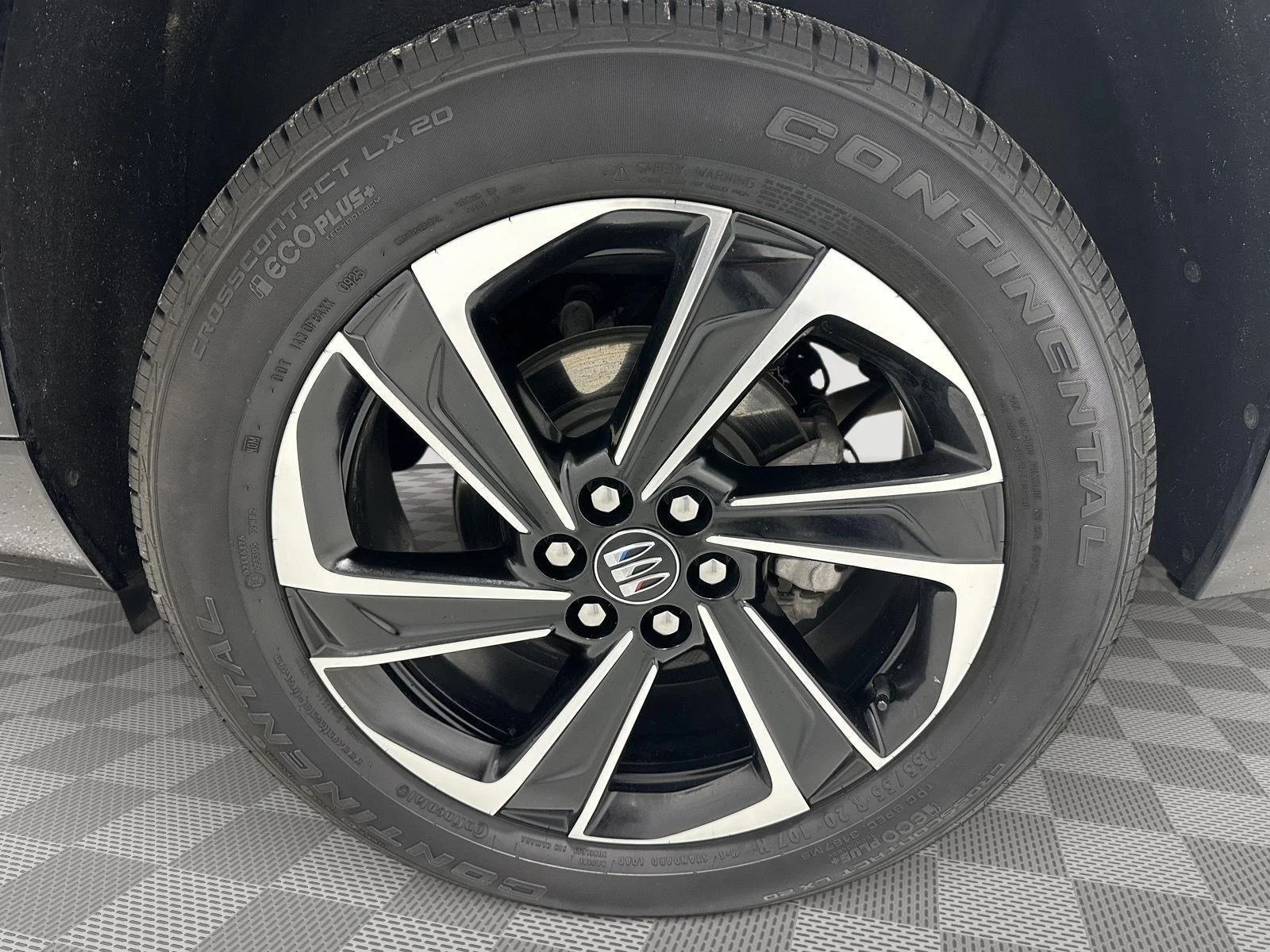 Used 2025 Moonstone Gray Metallic Buick Sport Touring image 30