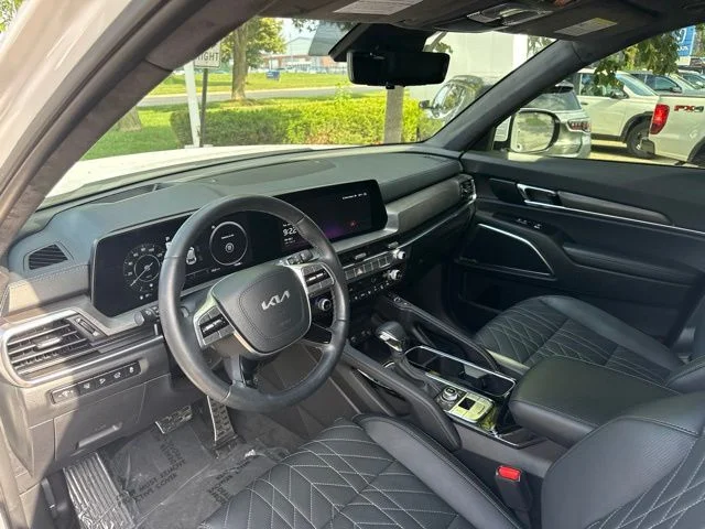 Used 2024 White Pearl Kia SX-Prestige X-Line image 17