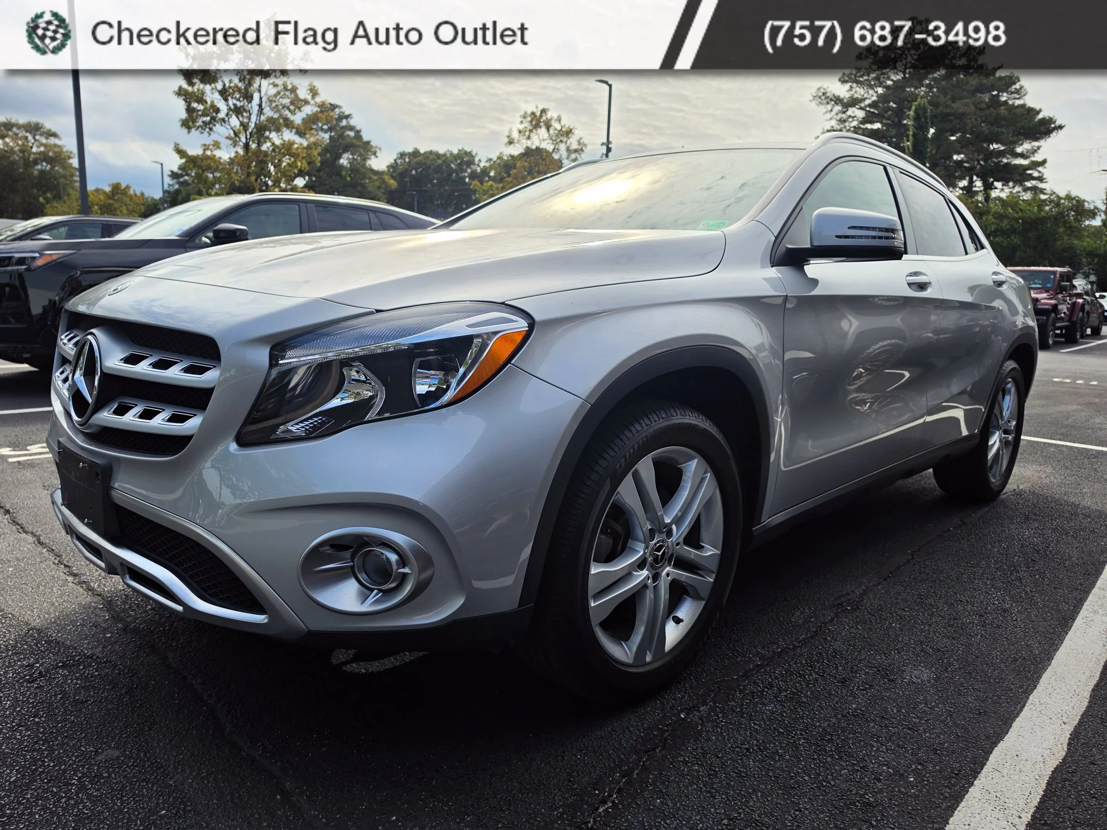 Used 2018 Polar Silver Metallic Mercedes-Benz GLA 250 image 1