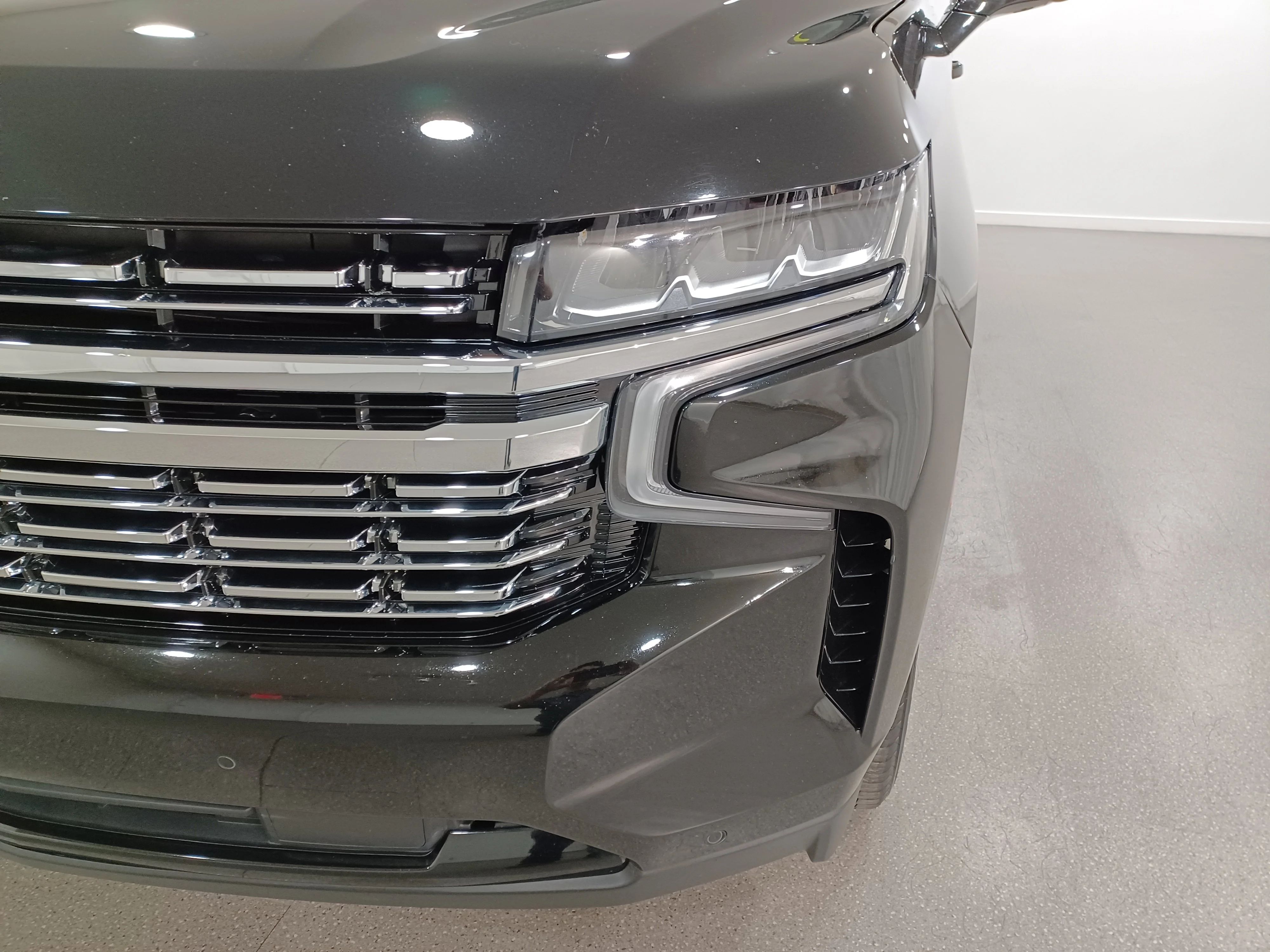 Certified Used 2021 Black Chevrolet RST 4x4*8 Pass | Adaptive Cruise | Remote Start | 360 Cam | Htd Leather | Htd Wheel | Park Assist image 5