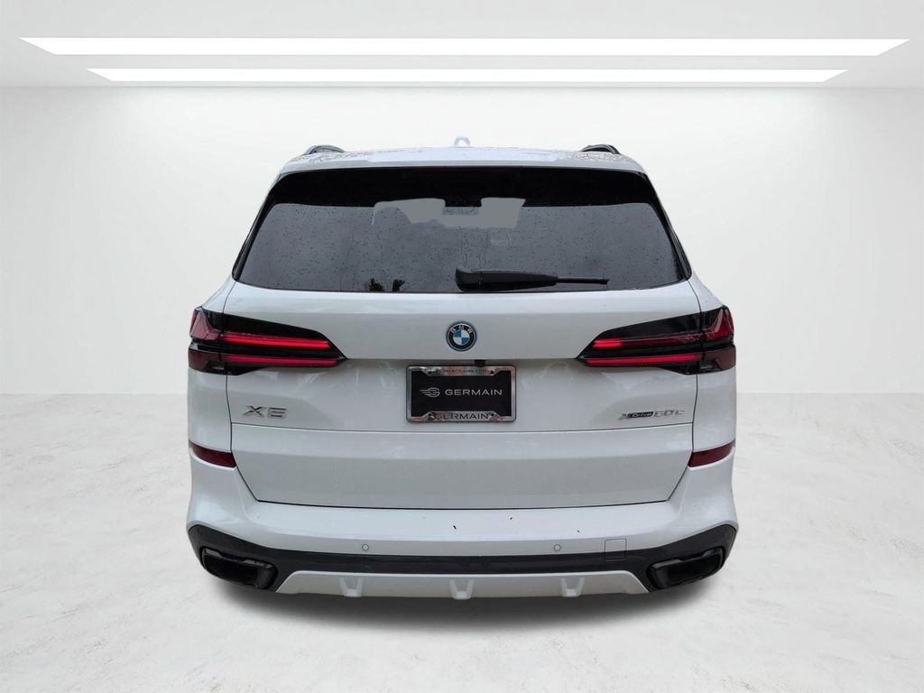New 2026 Alpine White BMW xDrive50e image 5