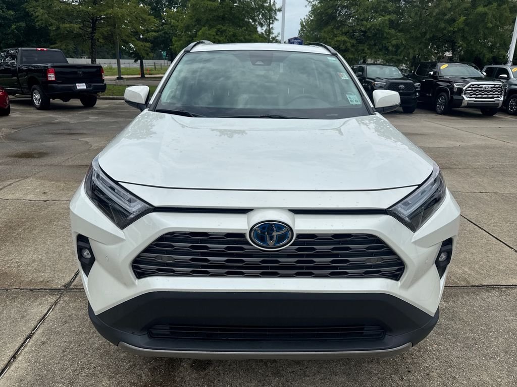 Used 2022 White Toyota Limited image 10