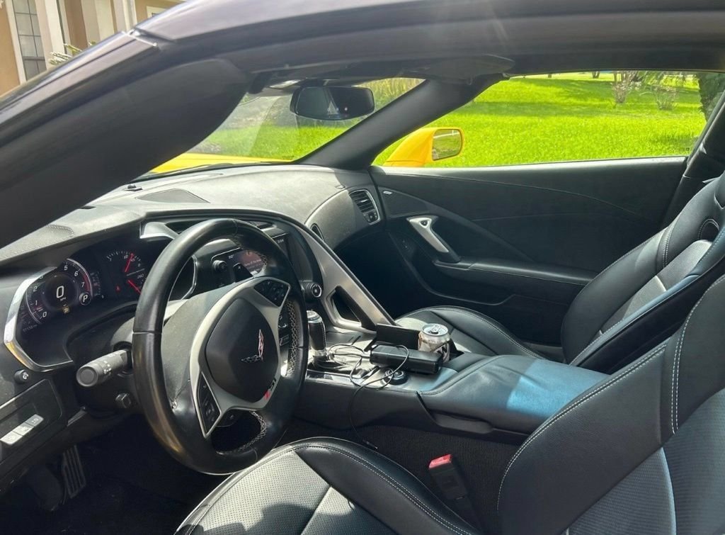 Used 2015 Yellow Chevrolet Stingray Z51 image 4