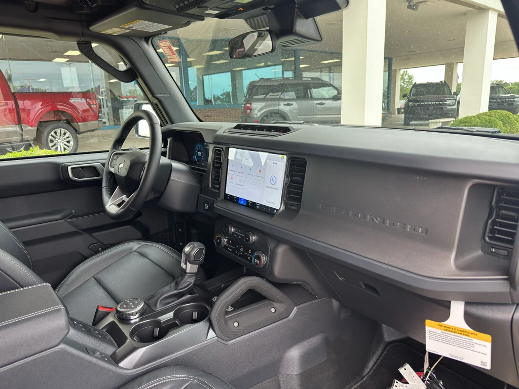 New 2026 Avalanche Gray Ford Badlands® image 31