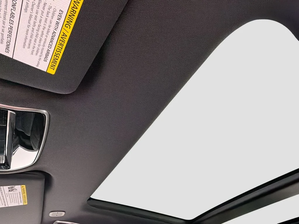 New 2026 Fuji White Land Rover SE 7 Seats image 23