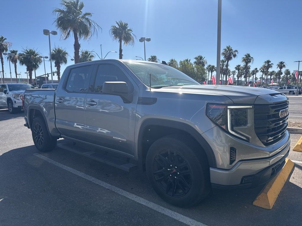 Used 2023 Sterling Metallic GMC Elevation image 7