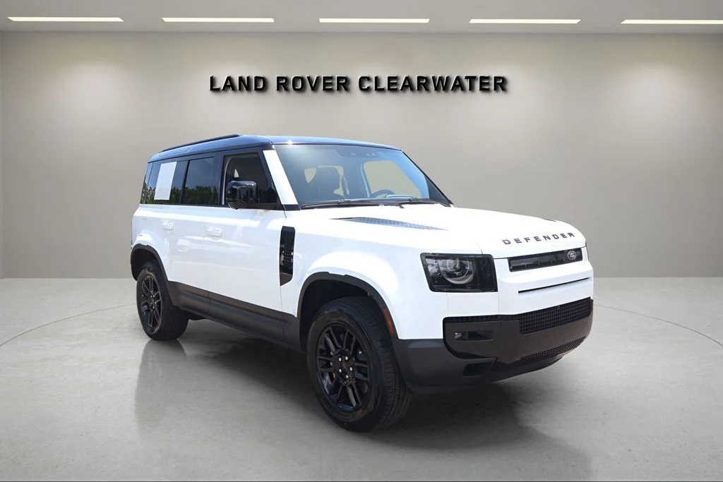 New 2026 Fuji White Land Rover S image 7