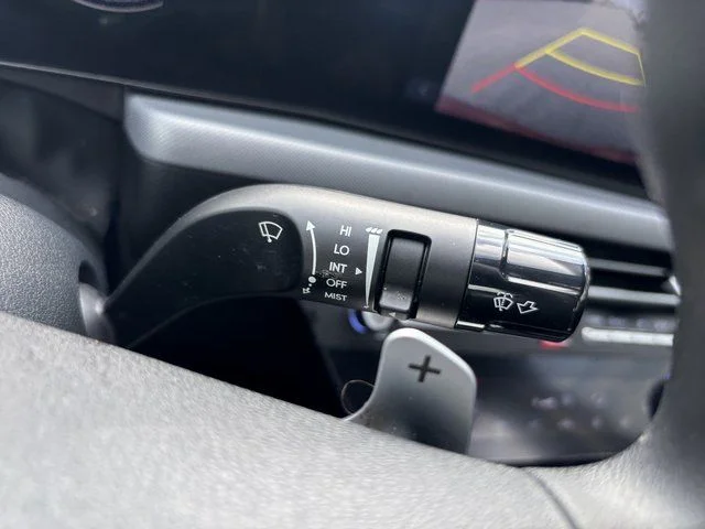 Used 2024 Red Hyundai SEL image 15
