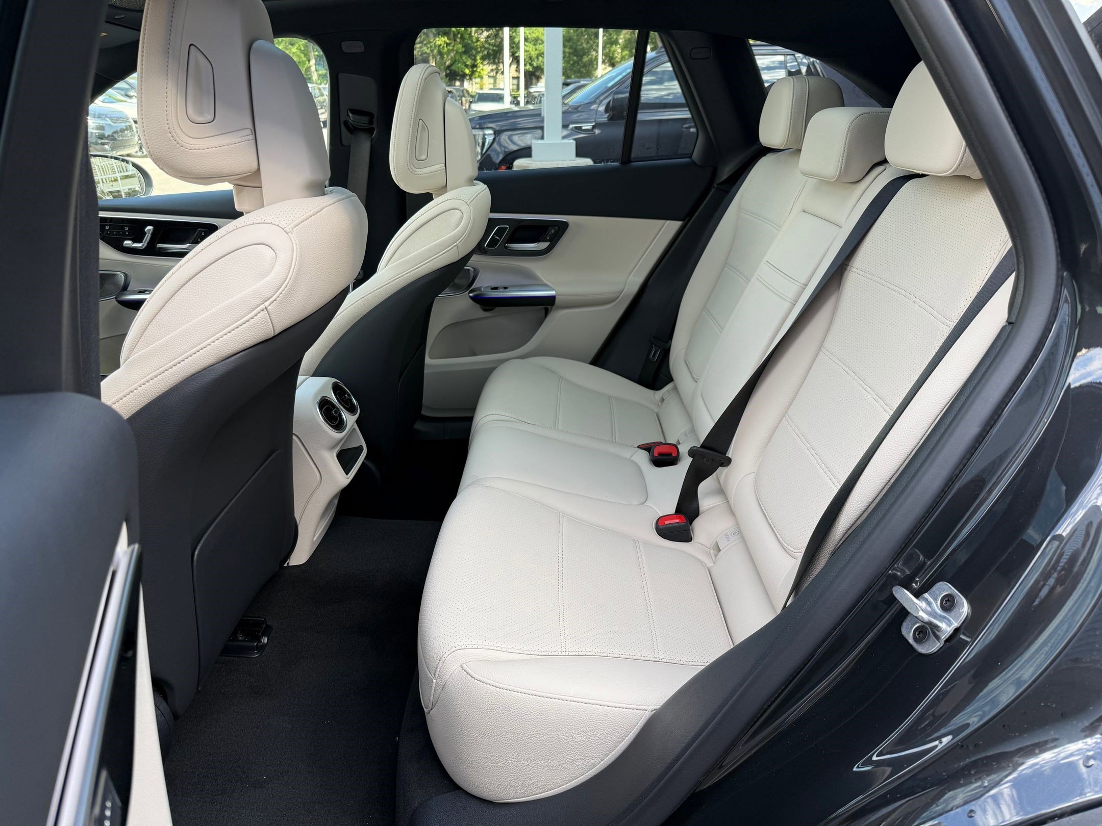 New 2026 Graphite Grey Metallic Mercedes-Benz GLC 300 image 14