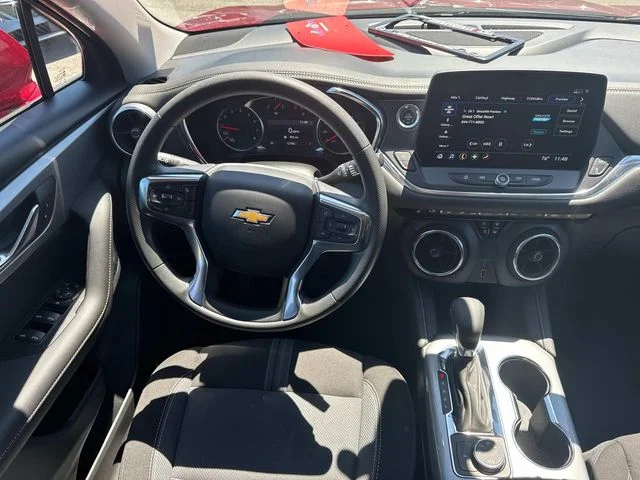 Used 2025 Red Chevrolet LT image 17