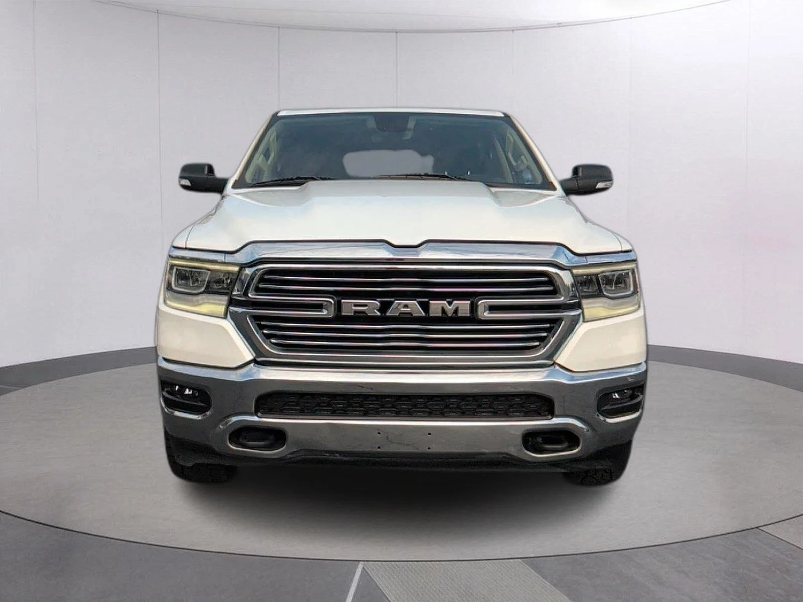 Used 2020 Bright White Clearcoat Ram Laramie image 9