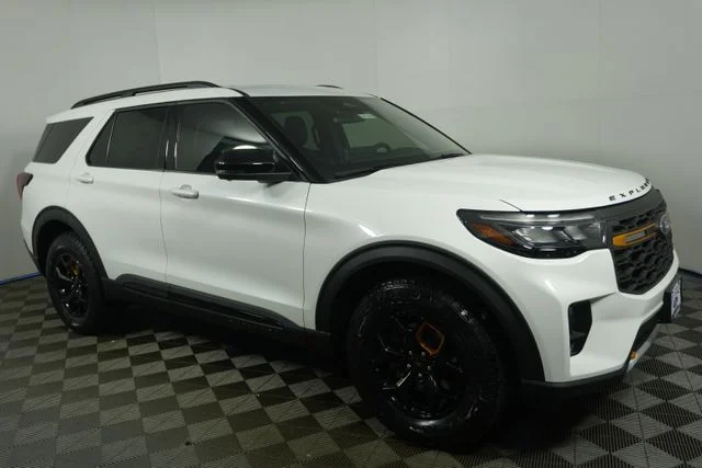 New 2026 Star White Metallic Tri-Coat Ford Tremor® image 1