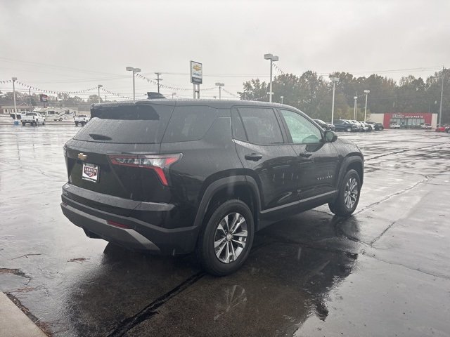 2025 Chevrolet Equinox LT photo 4