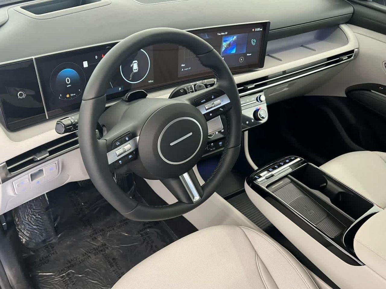 2025 Hyundai Tucson Limited - Photo 15