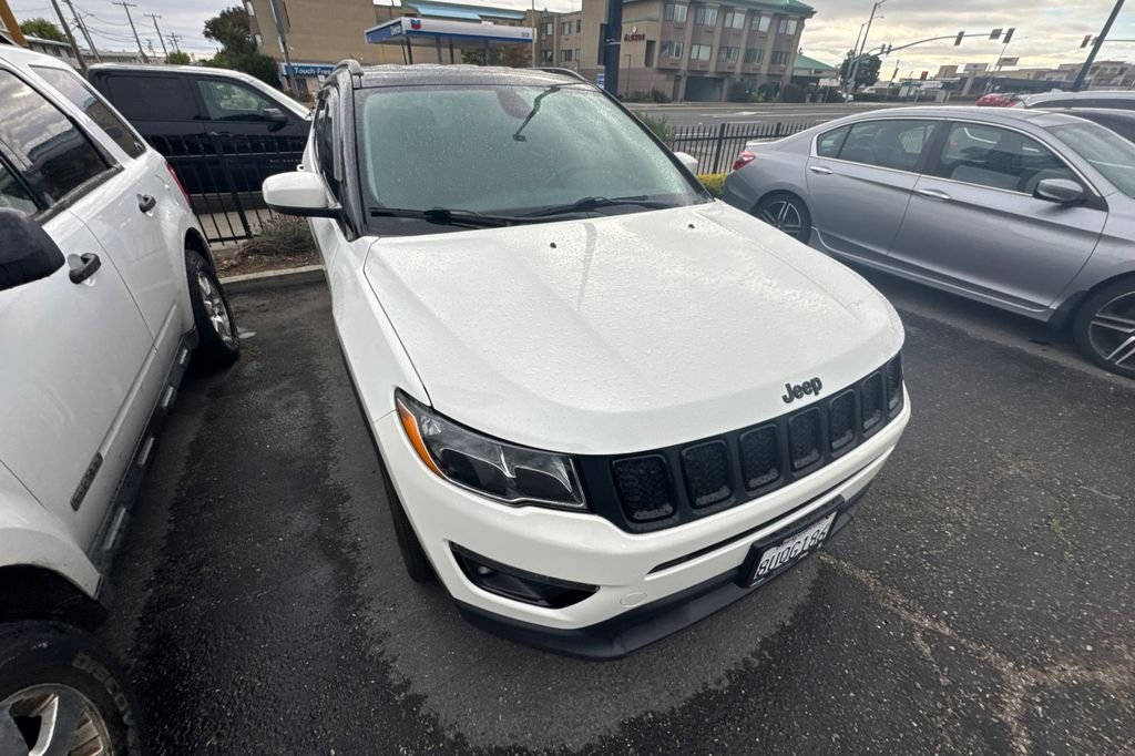 2020 Jeep Compass Altitude photo 2