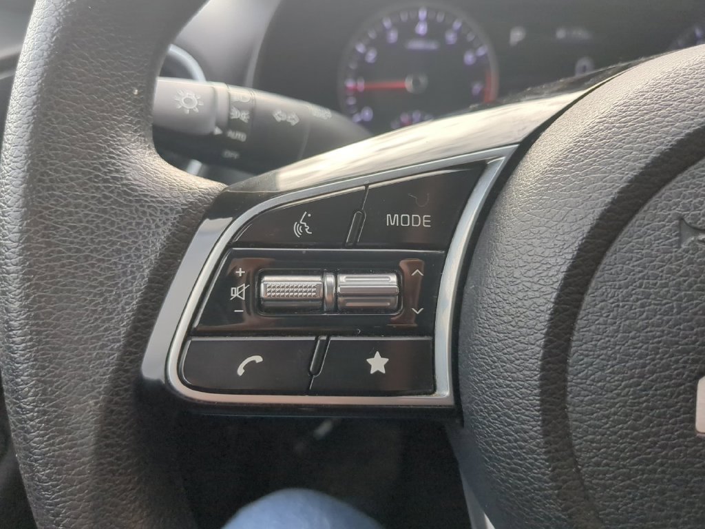 Used 2022 Gravity Gray Kia FE image 26