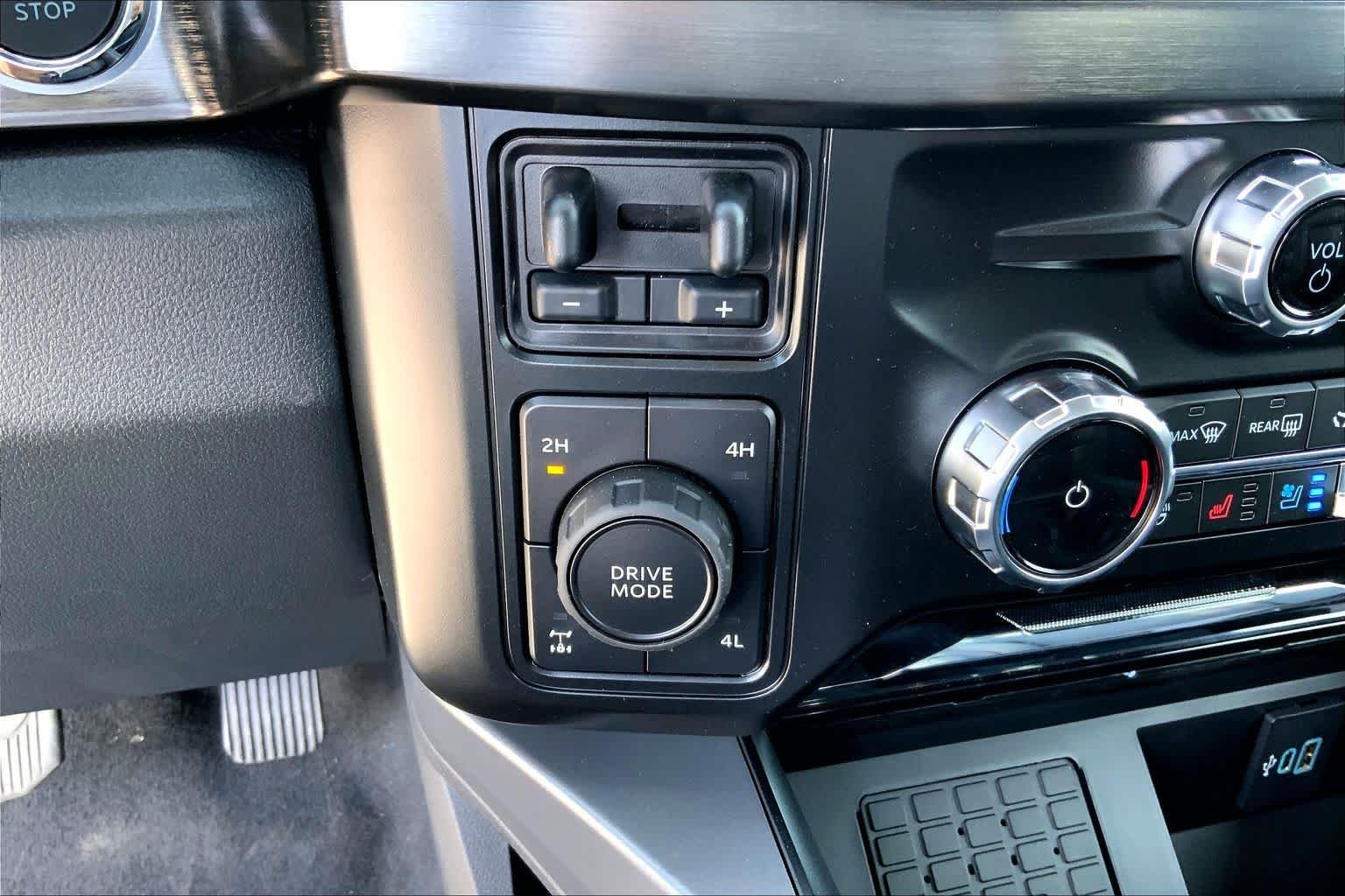 New 2026 Avalanche Ford F-250® Lariat® image 18