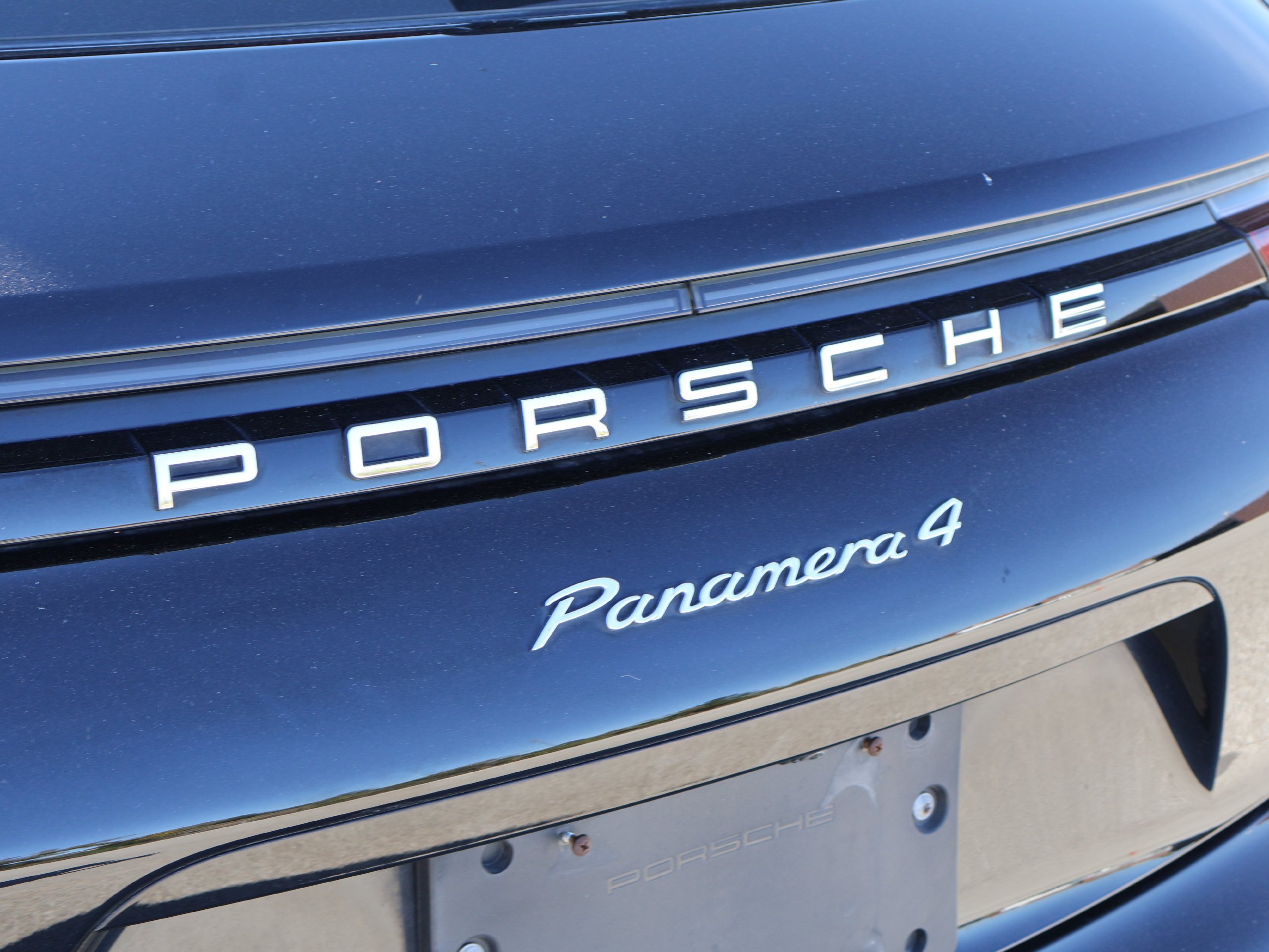 Used 2018 Black Porsche 4 image 6