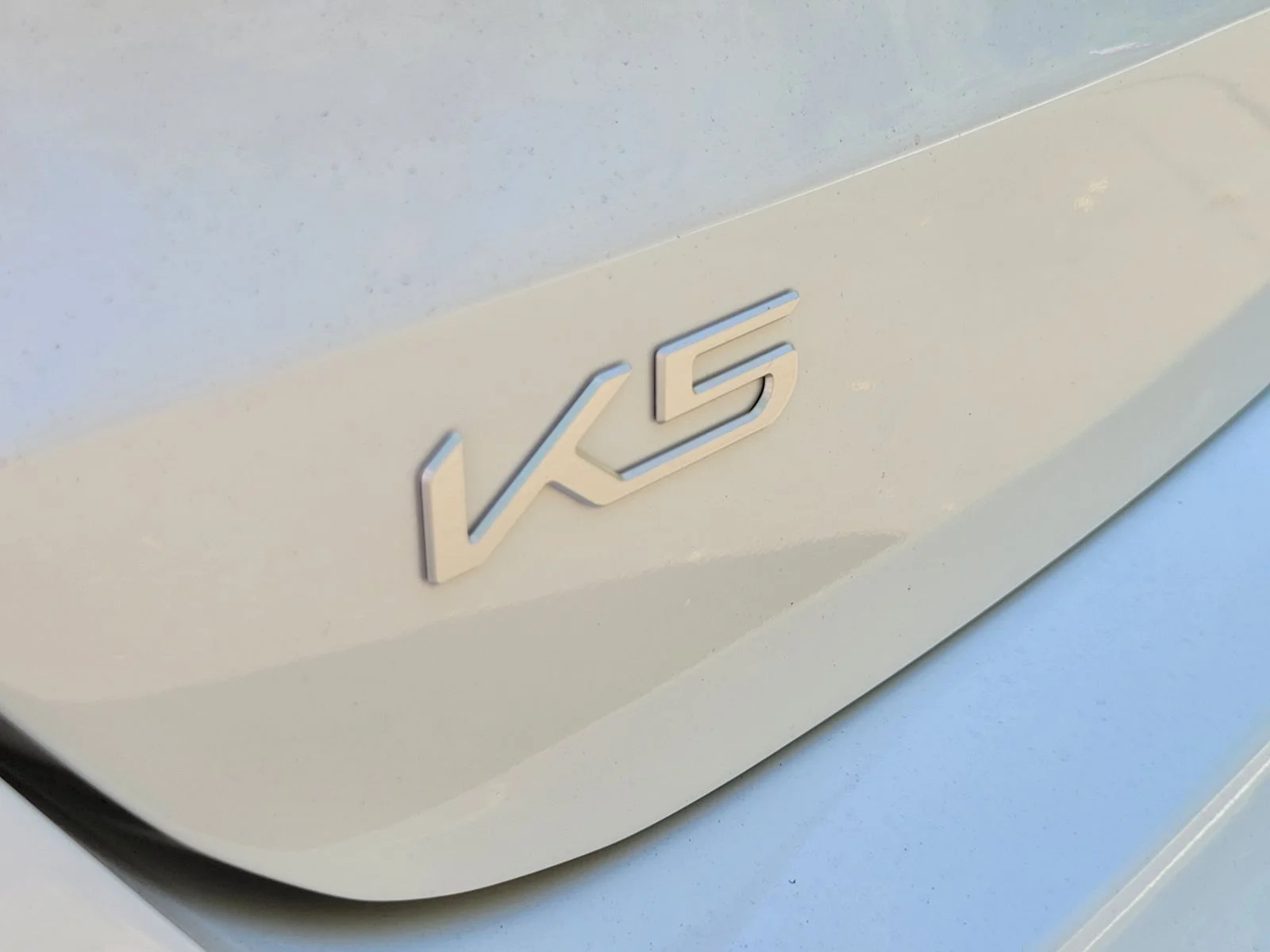 Certified Used 2024 White Pearl Kia GT-Line image 32