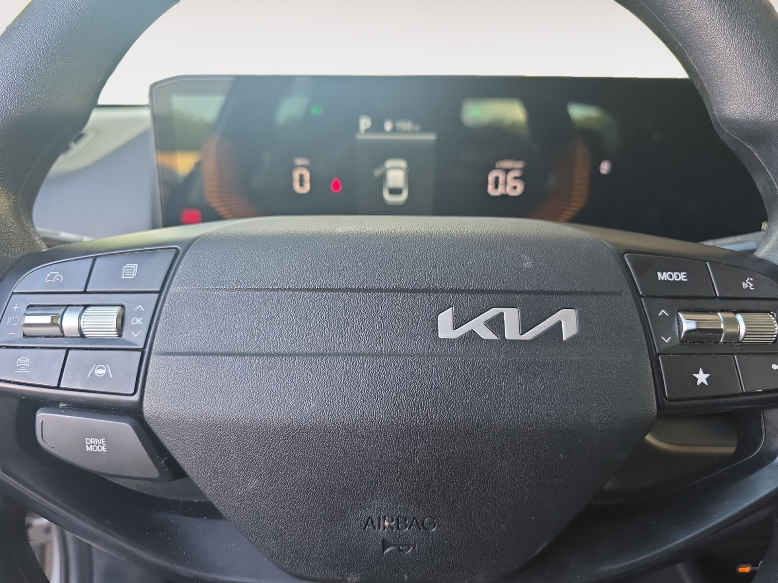 Certified Used 2025 Steel Gray Kia LXS image 11
