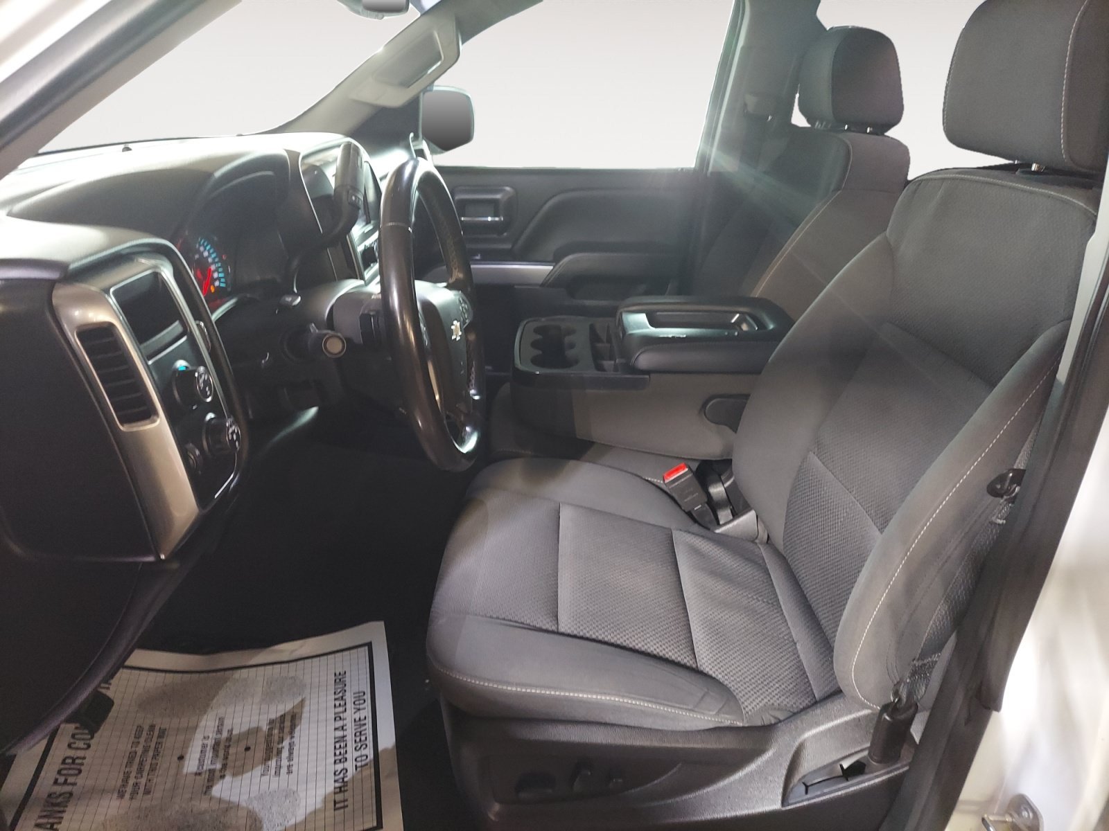 Used 2018 Iridescent Pearl Tricoat Chevrolet LT image 23