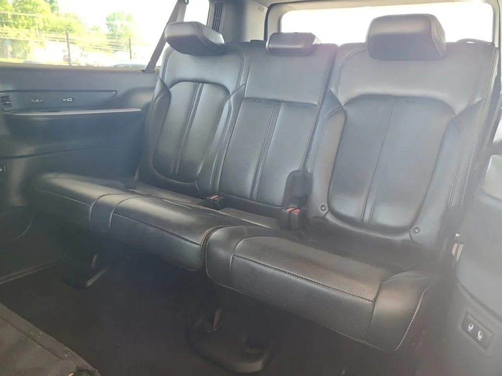 Used 2023 White Jeep Series II image 9