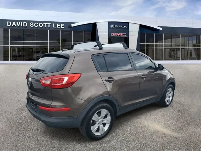 Used 2013 Tan Kia LX image 4