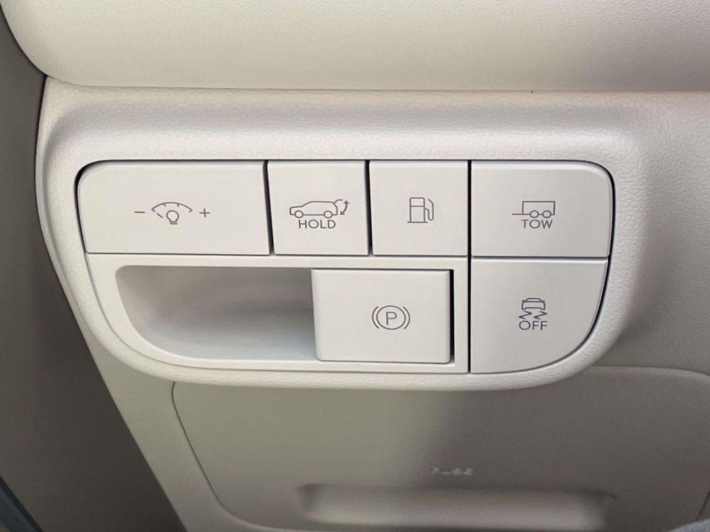 New 2026 White Hyundai SEL 7P image 19