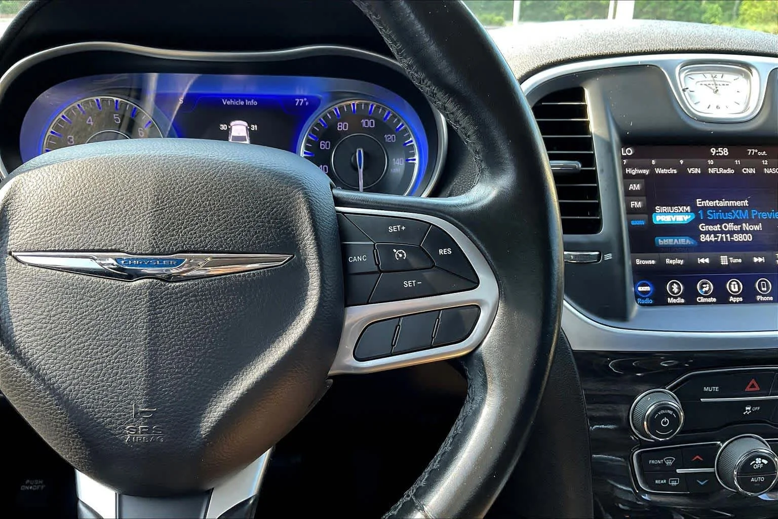 Used 2019 Ceramic Grey Clearcoat Chrysler Touring image 24