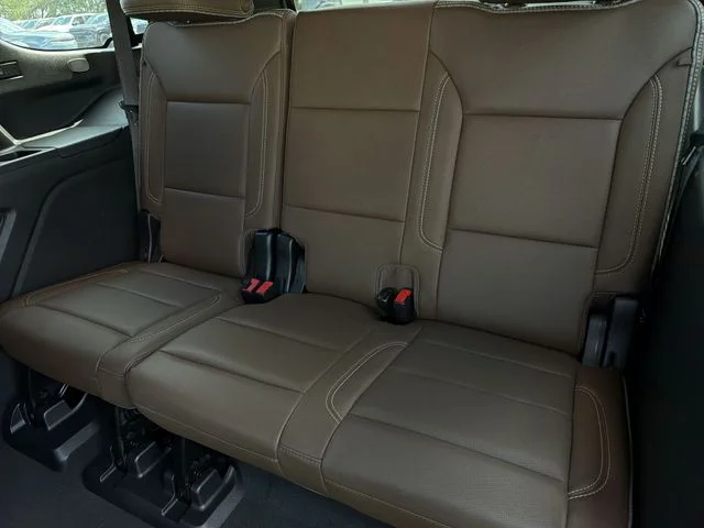 Used 2023 Black Chevrolet High Country image 20