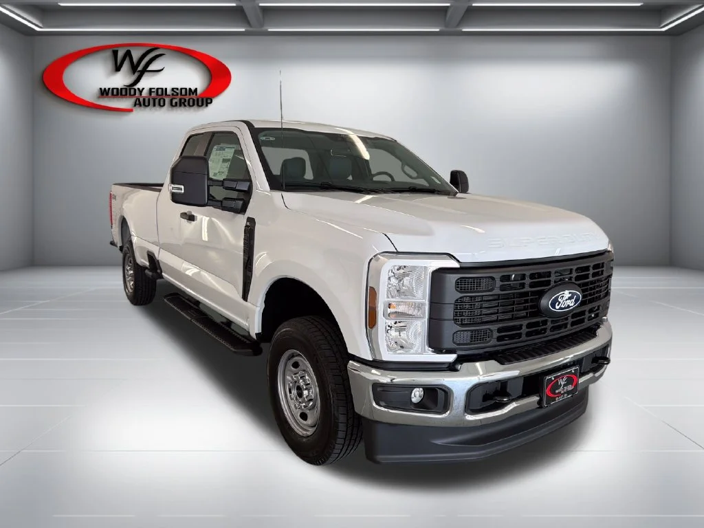 New 2027 White Ford XL image 3