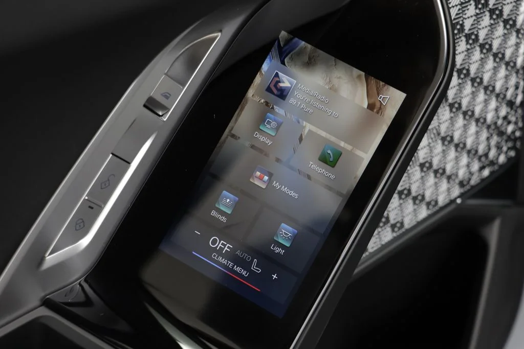 New 2026 Gray BMW 760i xDrive image 16