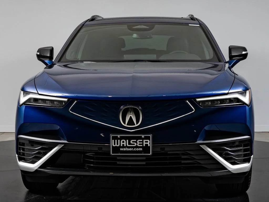 Used 2024 Acura Acura  image 2