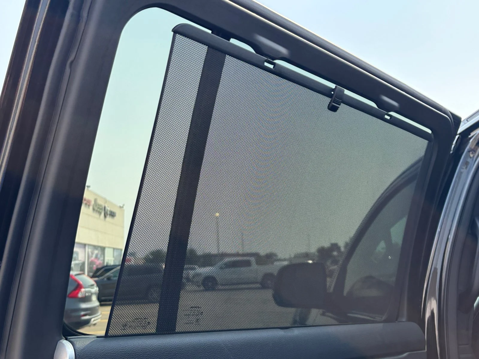 New 2026 HIGH GLOSS BLACK Jeep Limited Reserve image 24