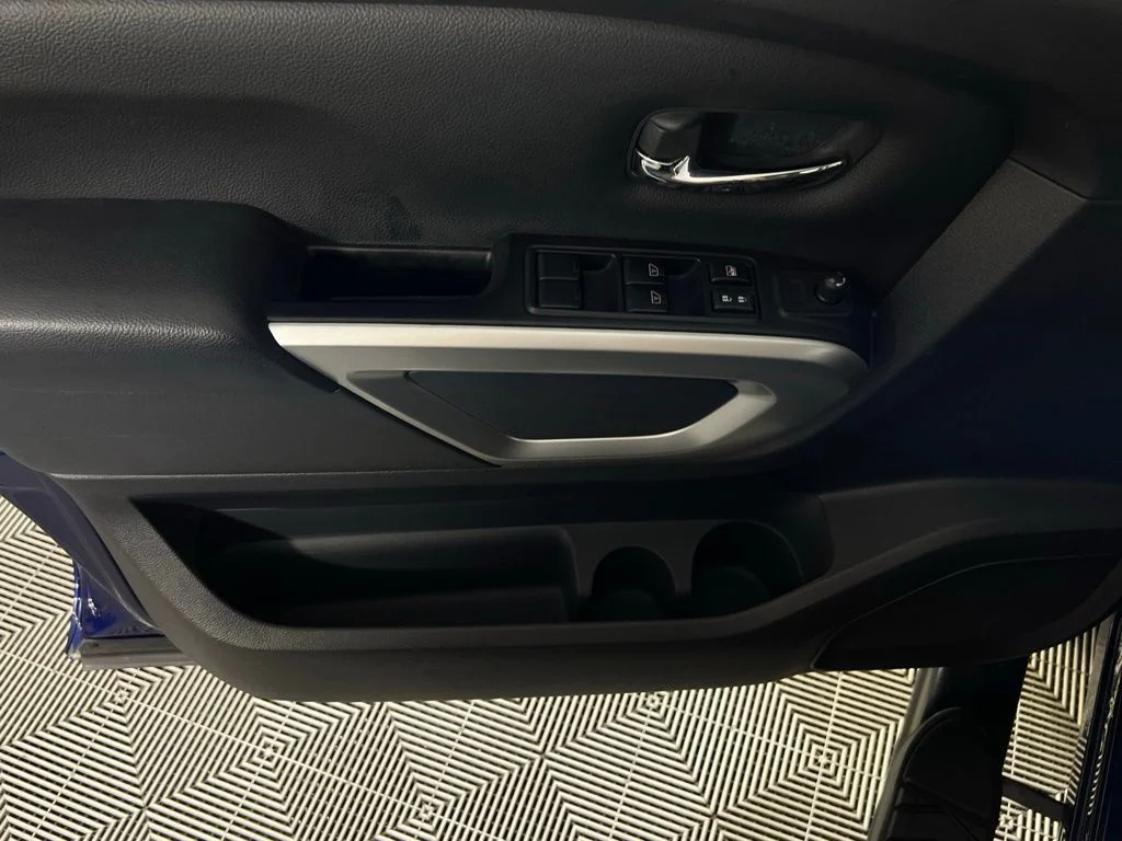 2024 Nissan Titan XD SV - Photo 23