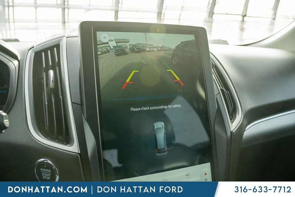 2022 Ford Edge SEL - Photo 8