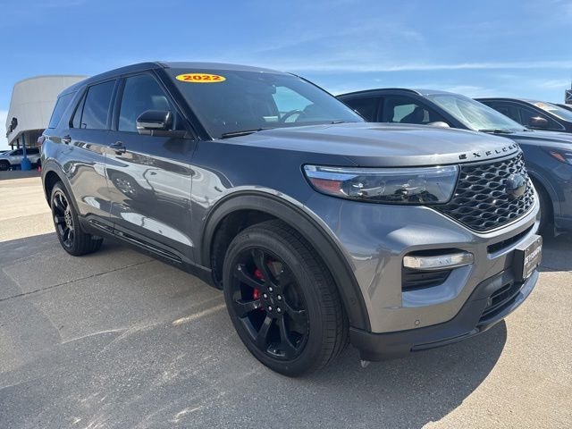 2022 Ford Explorer ST 4WD's photo