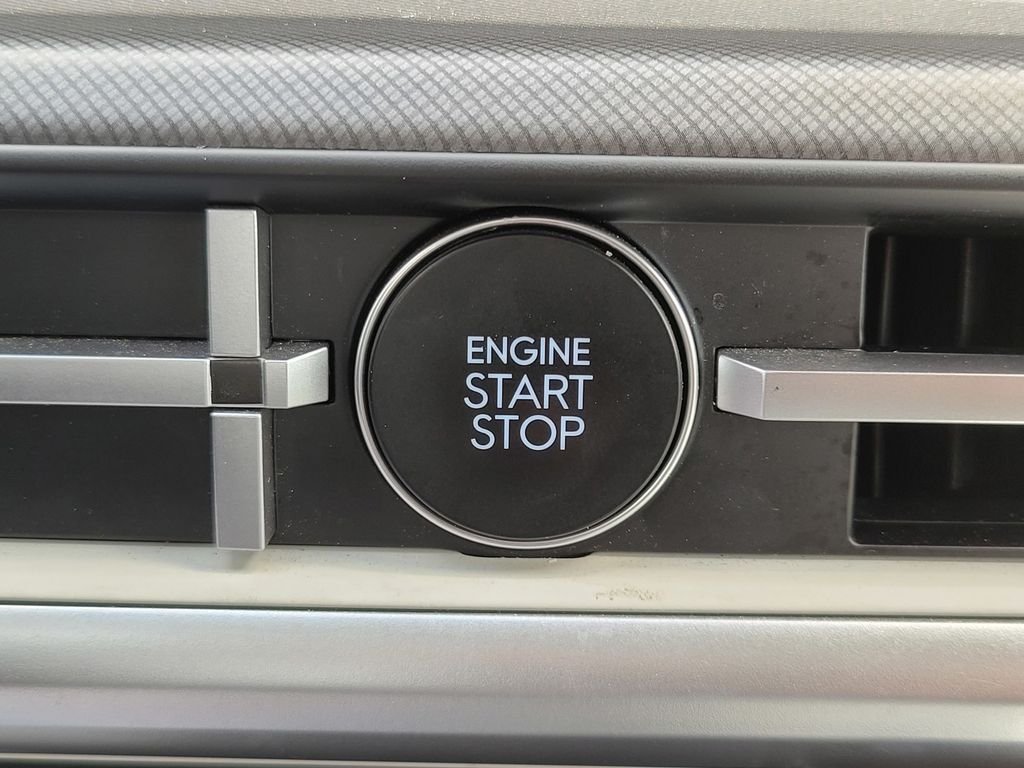 Certified Used 2025 Black Hyundai SEL image 22