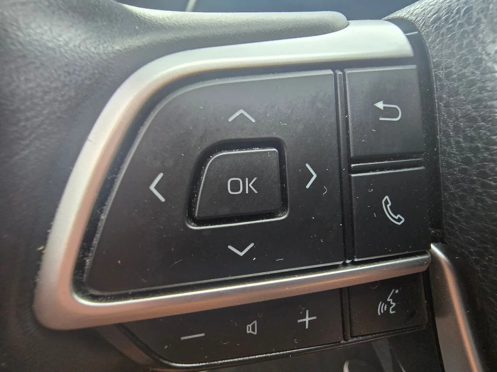 Certified Used 2024 Silver Toyota XLE image 27