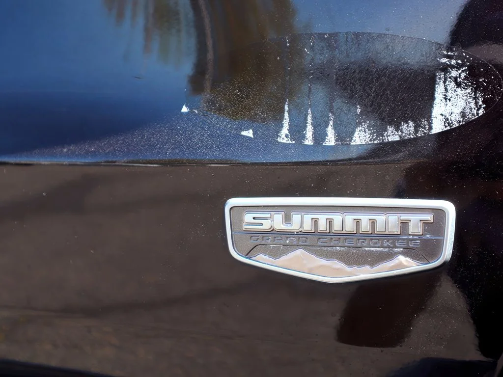 Used 2017 Luxury Brown Pearl Jeep Summit image 35