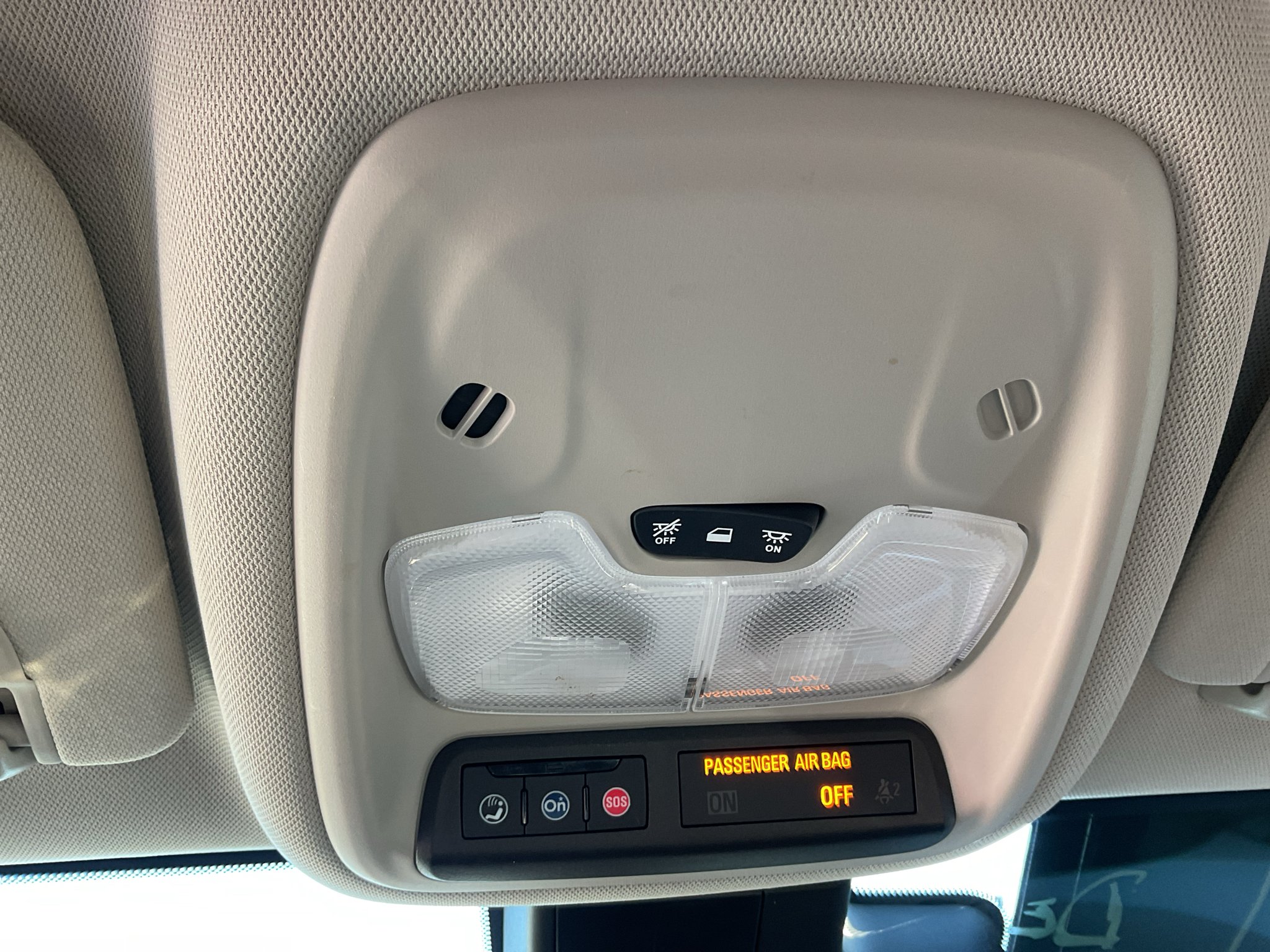 Used 2023 Summit White Buick Preferred image 22