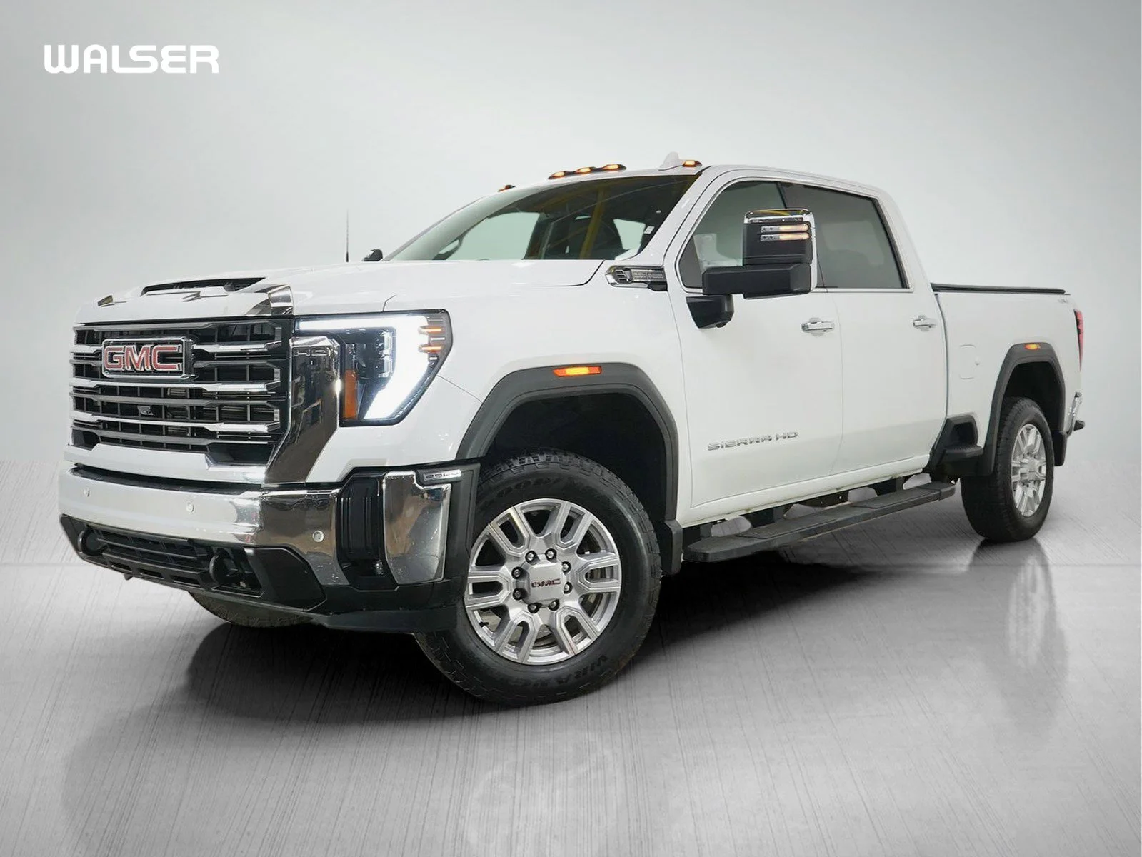 2024 GMC Sierra SLT 4WD Crew Cab Standard Box's photo