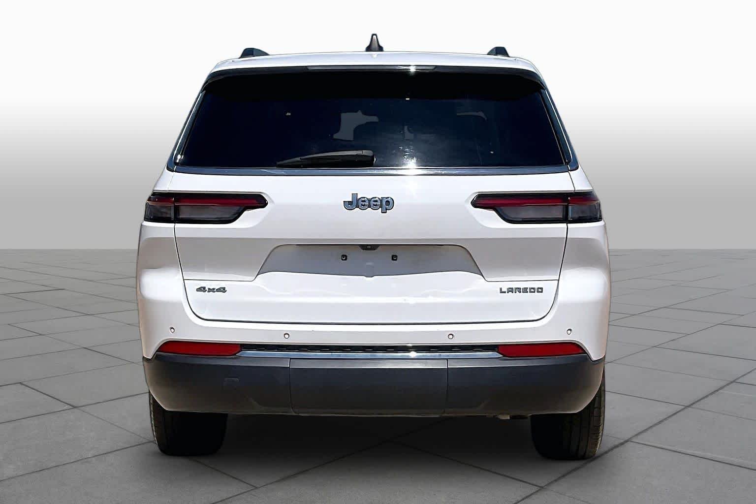 Used 2023 Bright White Clearcoat Jeep Laredo image 6
