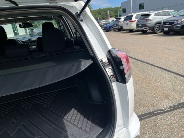 Used 2018 White Toyota Adventure image 20