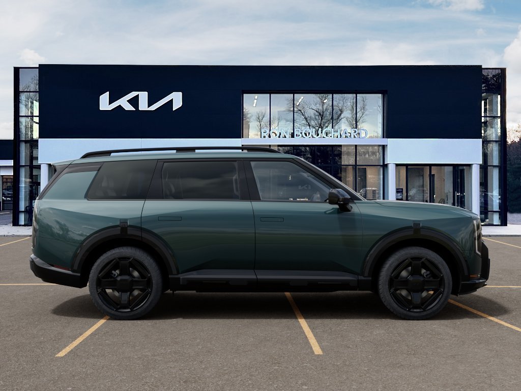 New 2027 BLACK JADE GREEN Kia X-Line EX image 7
